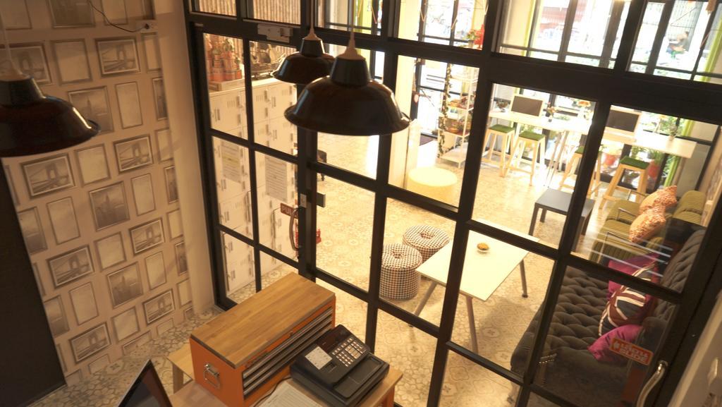 Tiger Lily Hostel بانكوك المظهر الخارجي الصورة