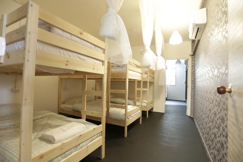 Tiger Lily Hostel بانكوك الغرفة الصورة