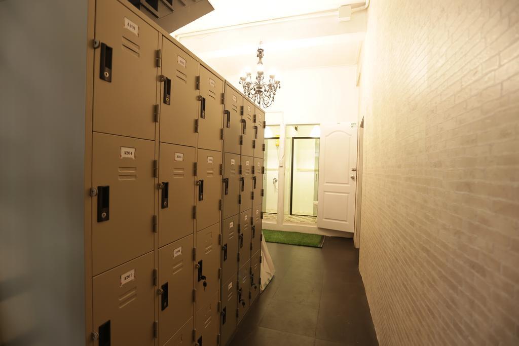 Tiger Lily Hostel بانكوك الغرفة الصورة