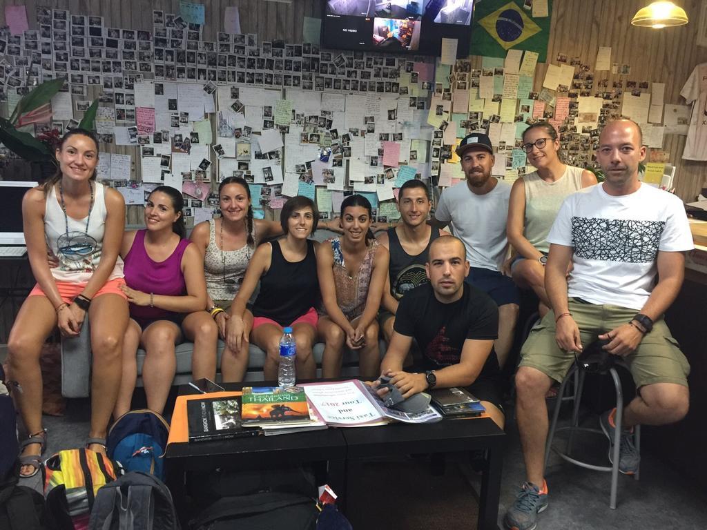 Tiger Lily Hostel بانكوك المظهر الخارجي الصورة
