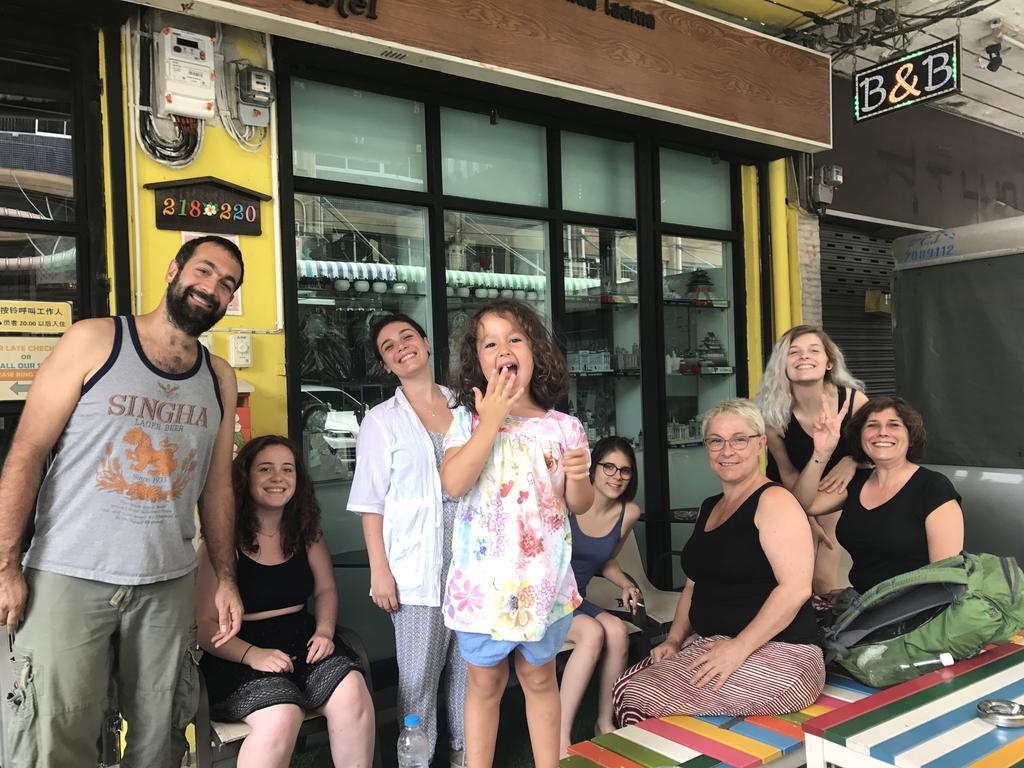 Tiger Lily Hostel بانكوك المظهر الخارجي الصورة